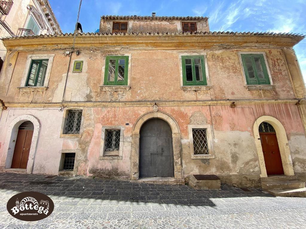 Casa & Bottega Apartments Rossano Extérieur photo